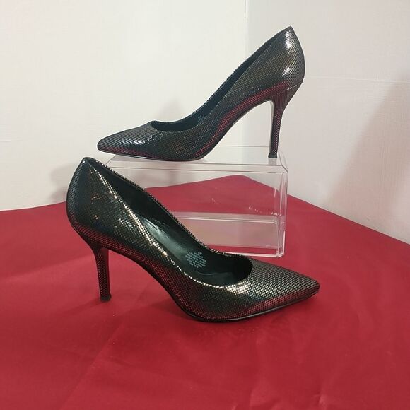 Nine West Women's SZ 9M Flax Metallic Dress Pump Silver/Black. - Picture 3 of 10